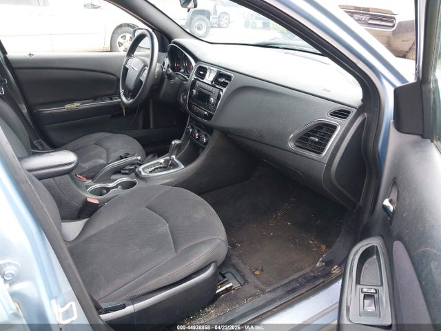 Продаж на аукціоні авто 2013 Chrysler 200 Lx, vin: 1C3CCBAB5DN733402, номер лоту: 44938858