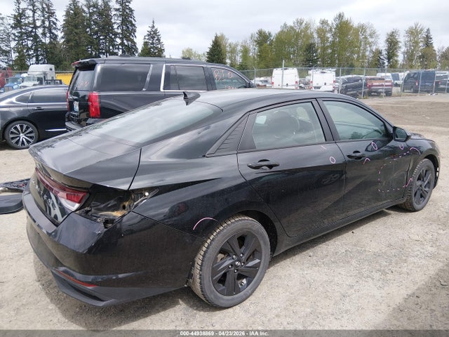 KMHLM4AG3MU122771 Hyundai Elantra Preferred Ivt