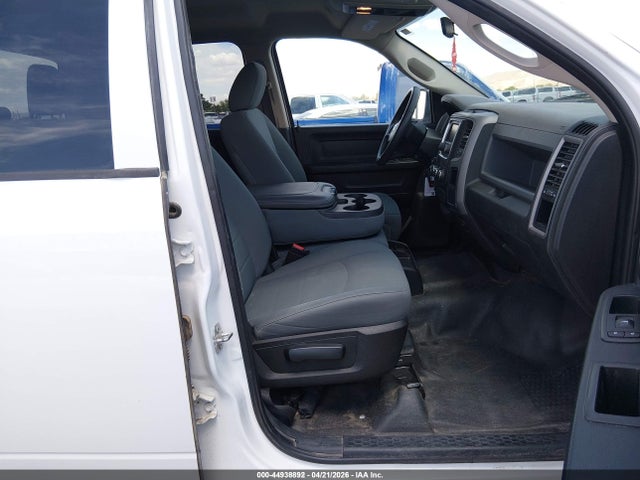 Продаж на аукціоні авто 2018 Ram 1500 Tradesman  4x4 5'7 Box, vin: 1C6RR7KG5JS315857, номер лоту: 44938892
