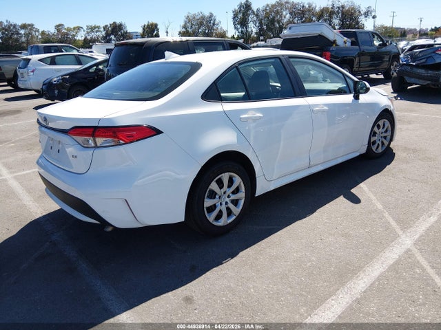 Toyota COROLLA LE 2021 5YFEPMAEXMP204853 Image 4