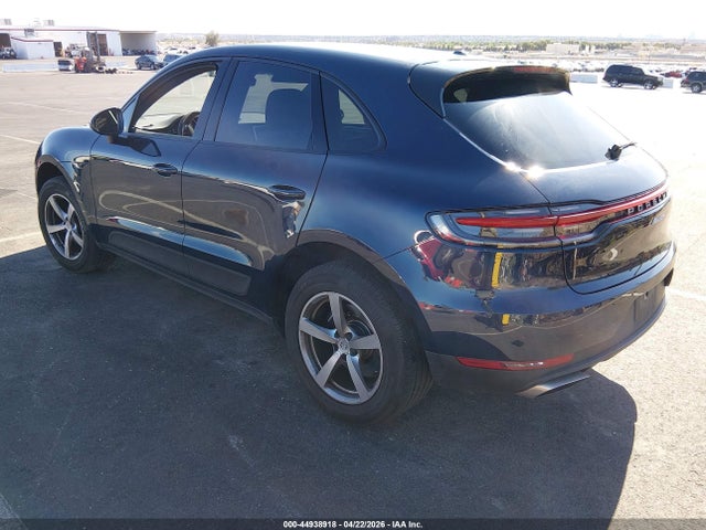 Porsche Macan 2020 WP1AA2A58LLB14112 Image 3