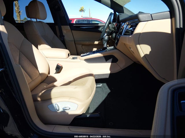 Porsche Macan 2020 WP1AA2A58LLB14112 Image 5