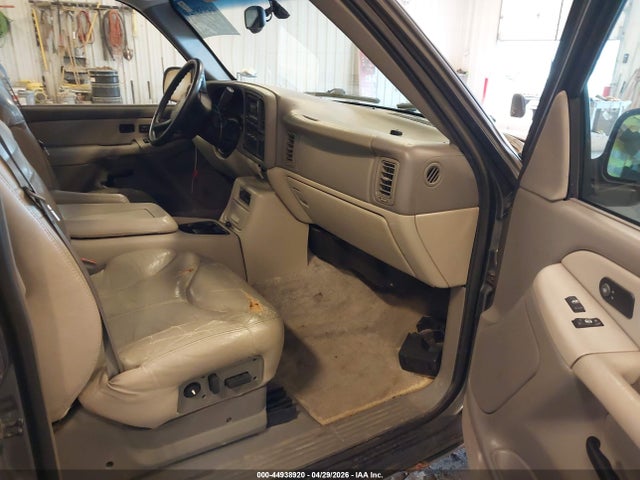 Продажа на аукционе авто 2000 Gmc Yukon Xl 1500 Slt, vin: 3GKFK16T8YG175846, номер лота: 44938920