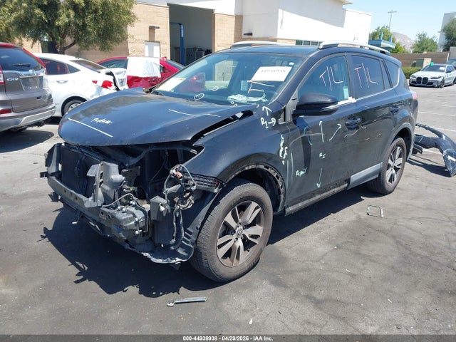 2T3WFREV7GW311920 Toyota Rav4 Xle