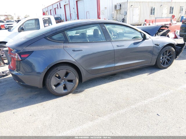 Tesla Model 3 Rear-wheel Drive 2023 5YJ3E1EAXPF411889 Image 4