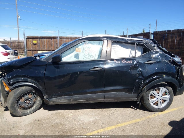 Продажа на аукционе авто 2018 Nissan Kicks S, vin: 3N1CP5CU6JL541162, номер лота: 44938961