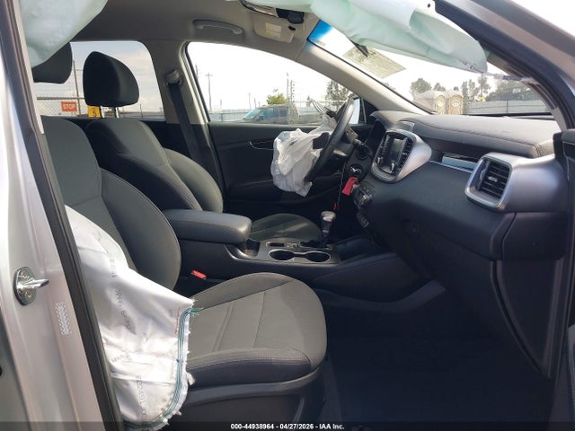44938964 :رقم المزاد ، 5XYPG4A52KG598410 vin ، 2019 Kia Sorento 3.3l S مزاد بيع