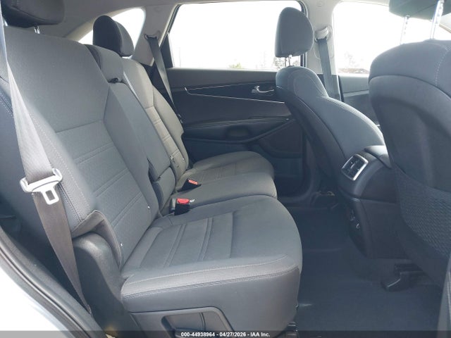 44938964 :رقم المزاد ، 5XYPG4A52KG598410 vin ، 2019 Kia Sorento 3.3l S مزاد بيع
