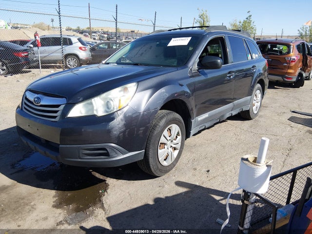 44939013 :رقم المزاد ، 4S4BRBAC7B3366876 vin ، 2011 Subaru Outback 2.5i مزاد بيع
