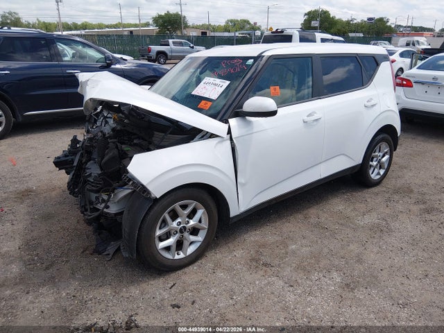 KIA SOUL LX 2022 KNDJ23AU1N7171775 Image 2