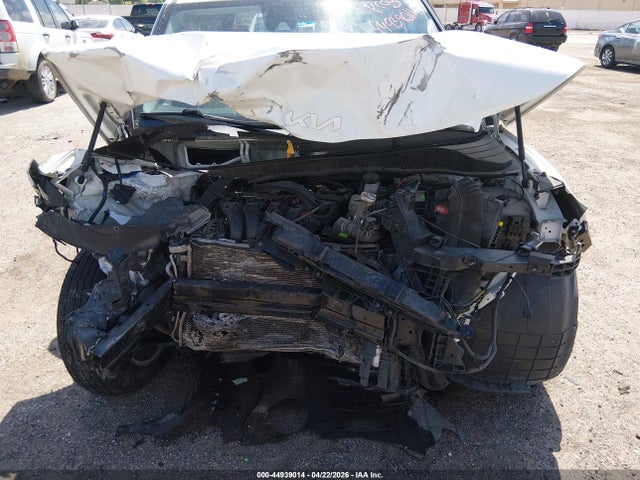 KIA SOUL LX 2022 KNDJ23AU1N7171775 Image 6