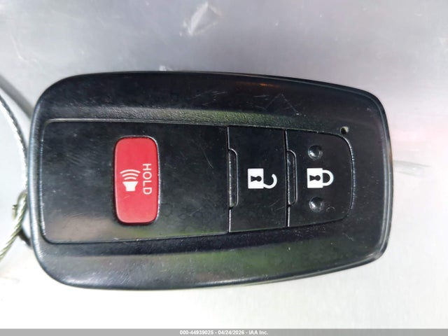 JTDKARFU2K3069858 Toyota Prius Le
