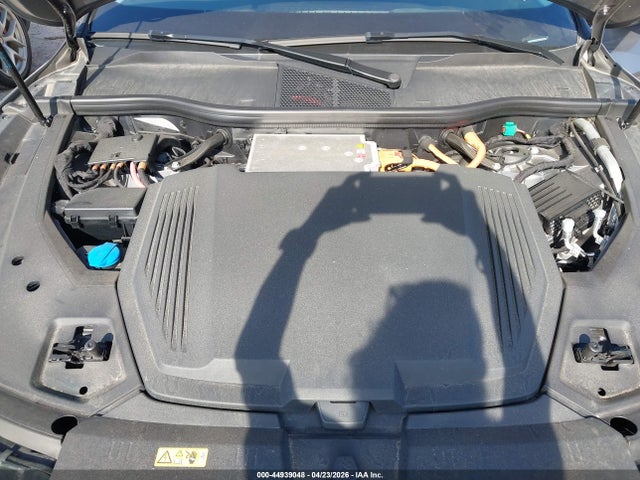 WA1AAAGE4MB016411 Audi E-tron Premium Quattro