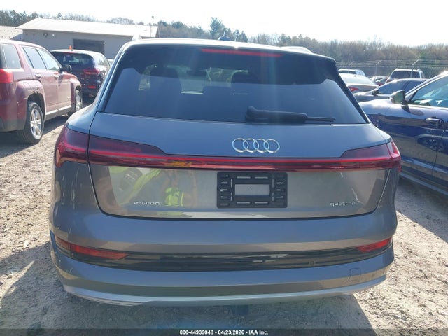 WA1AAAGE4MB016411 Audi E-tron Premium Quattro