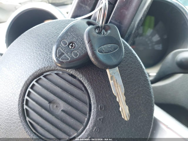 Продажа на аукционе авто 2006 Ford Mustang V6, vin: 1ZVHT80N165115865, номер лота: 44939055