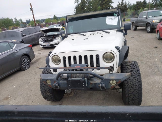 44939077 :رقم المزاد ، 1J4BA3H16AL180034 vin ، 2010 Jeep Wrangler Unlimited Sport مزاد بيع