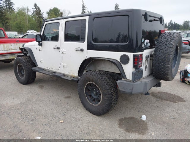 44939077 :رقم المزاد ، 1J4BA3H16AL180034 vin ، 2010 Jeep Wrangler Unlimited Sport مزاد بيع