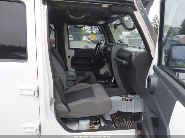 44939077 :رقم المزاد ، 1J4BA3H16AL180034 vin ، 2010 Jeep Wrangler Unlimited Sport مزاد بيع