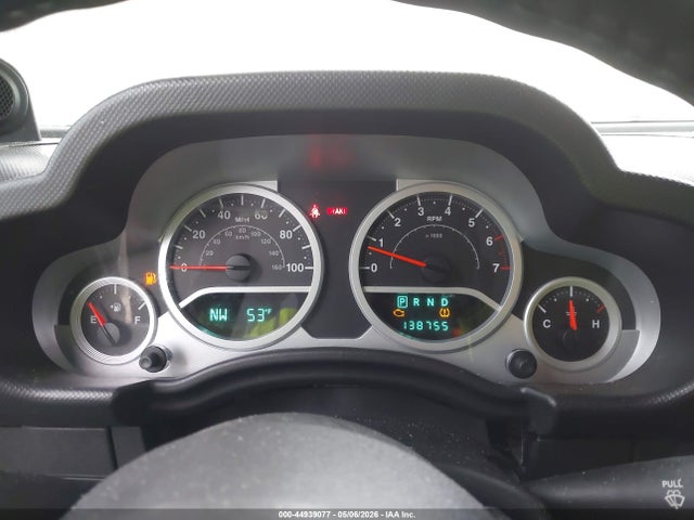 44939077 :رقم المزاد ، 1J4BA3H16AL180034 vin ، 2010 Jeep Wrangler Unlimited Sport مزاد بيع