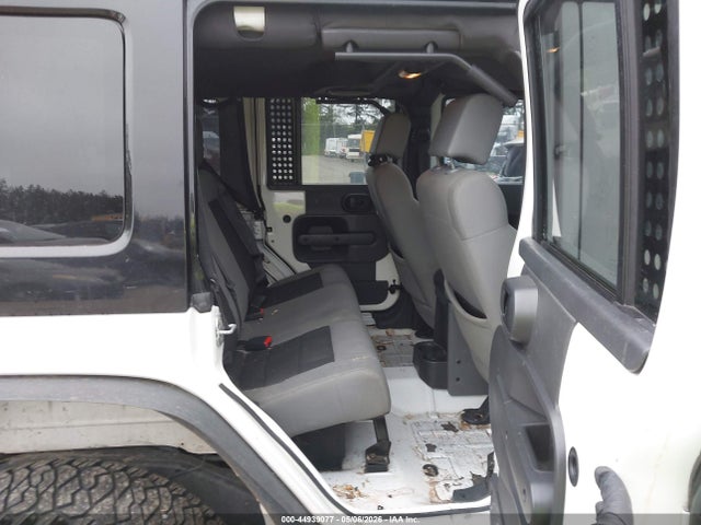 44939077 :رقم المزاد ، 1J4BA3H16AL180034 vin ، 2010 Jeep Wrangler Unlimited Sport مزاد بيع