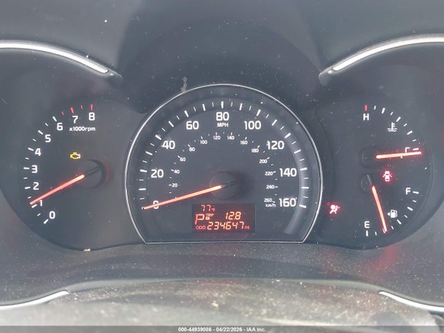 5XYKT3A63FG629551 KIA SORENTO LX