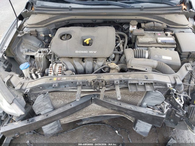 Продажа на аукционе авто 2017 Hyundai Elantra Limited, vin: KMHD84LFXHU263677, номер лота: 44939089