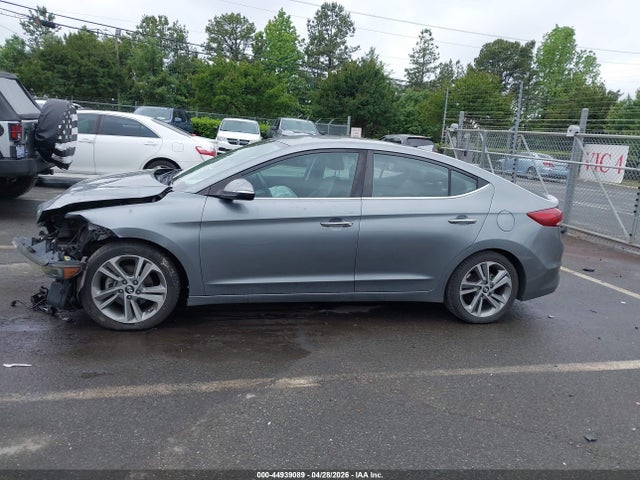 Продажа на аукционе авто 2017 Hyundai Elantra Limited, vin: KMHD84LFXHU263677, номер лота: 44939089
