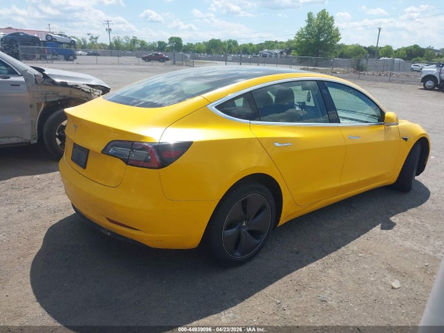 44939096 :رقم المزاد ، 5YJ3E1EA9LF598004 vin ، 2020 Tesla Model 3 مزاد بيع