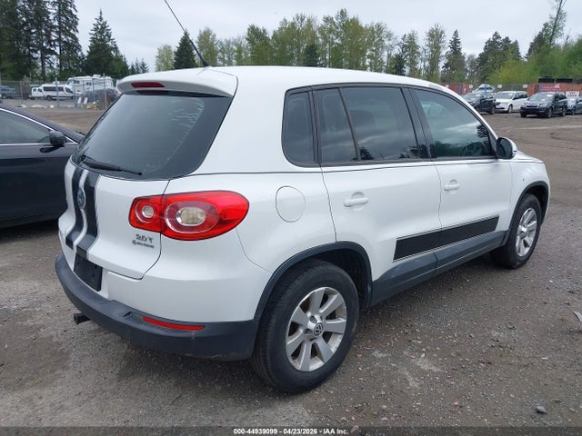 44939099 :رقم المزاد ، WVGBV7AX9AW532422 vin ، 2010 Volkswagen Tiguan S مزاد بيع