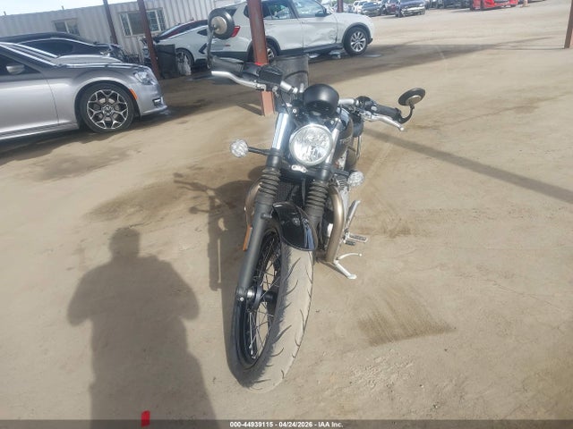 44939115 :رقم المزاد ، SMTD42HL8LT971106 vin ، 2020 Triumph Motorcycle Bonneville Bobber مزاد بيع