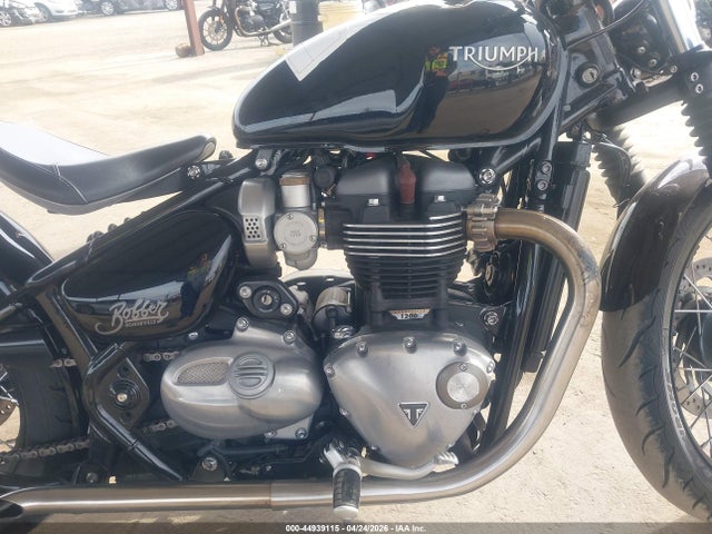 44939115 :رقم المزاد ، SMTD42HL8LT971106 vin ، 2020 Triumph Motorcycle Bonneville Bobber مزاد بيع