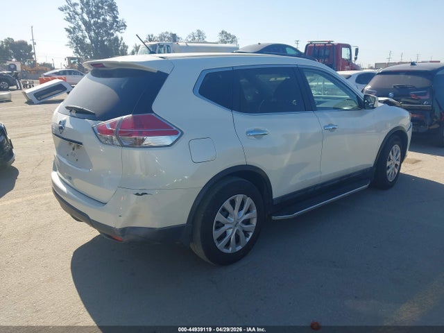 44939119 :رقم المزاد ، 5N1AT2ML0FC778572 vin ، 2015 Nissan Rogue S مزاد بيع