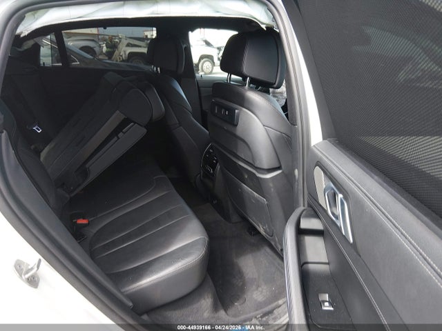 5UXCY8C05M9H30991 BMW X6 M50i