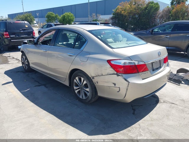 44939174 :رقم المزاد ، 1HGCR2F32FA248688 vin ، 2015 Honda Accord Lx مزاد بيع