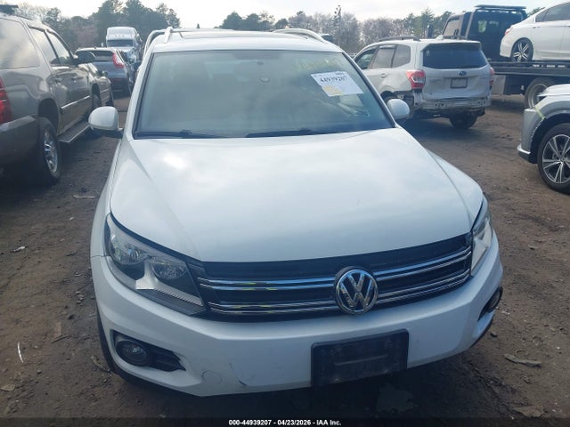 2014 Volkswagen Tiguan Sel მანქანა იყიდება აუქციონზე, vin: WVGBV3AX7EW623509, აუქციონის ნომერი: 44939207