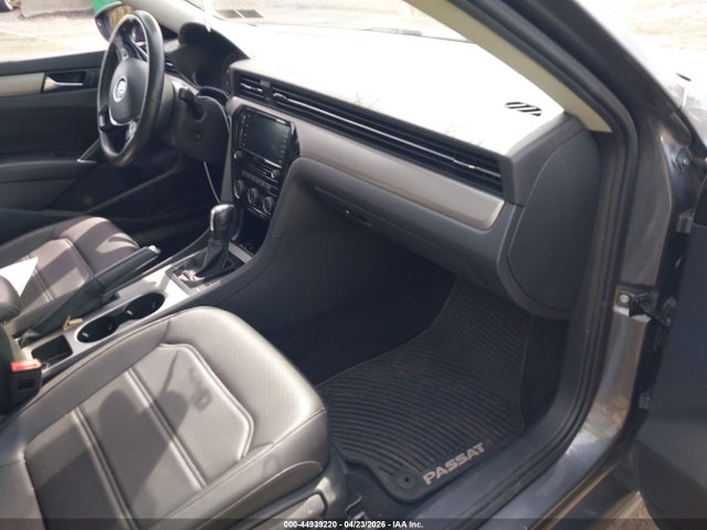 Aukcja sprzedaży 2021 Volkswagen Passat 2.0t Se, vin: 1VWSA7A36MC012291, numer aukcji: 44939220