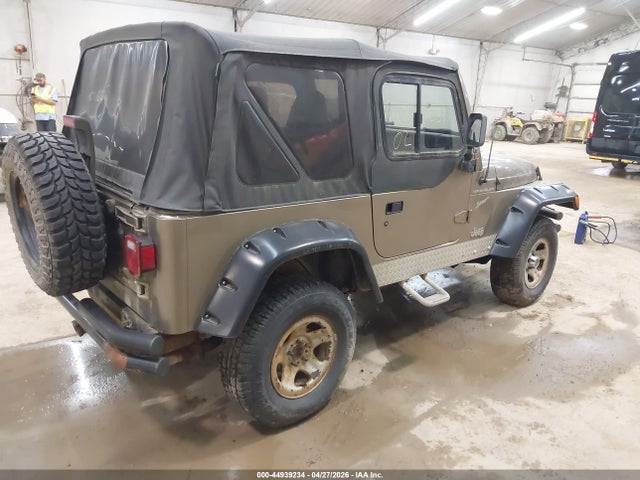 44939234 :رقم المزاد ، 1J4FA29P12P769582 vin ، 2002 Jeep Wrangler Se مزاد بيع