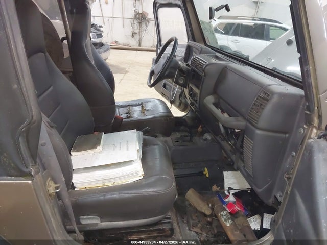 44939234 :رقم المزاد ، 1J4FA29P12P769582 vin ، 2002 Jeep Wrangler Se مزاد بيع