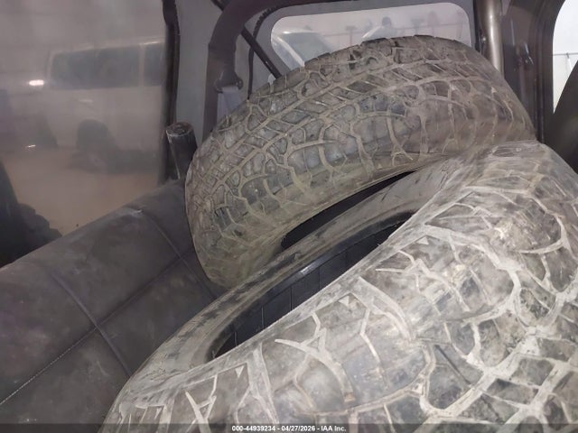 44939234 :رقم المزاد ، 1J4FA29P12P769582 vin ، 2002 Jeep Wrangler Se مزاد بيع