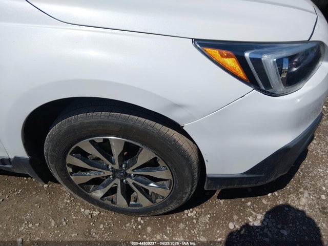 44939237 :رقم المزاد ، 4S4BSBJC2F3275976 vin ، 2015 Subaru Outback 2.5i Limited مزاد بيع
