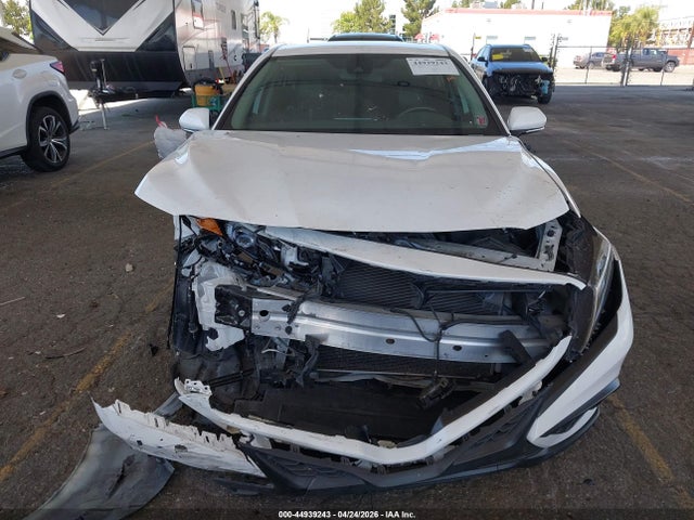 2024 Toyota Camry Se მანქანა იყიდება აუქციონზე, vin: 4T1G11AK8RU847612, აუქციონის ნომერი: 44939243
