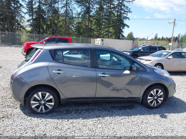 1N4AZ0CP7FC317533 Nissan LEAF SV