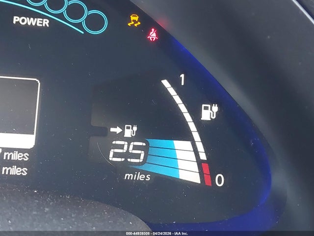 1N4AZ0CP7FC317533 Nissan LEAF SV