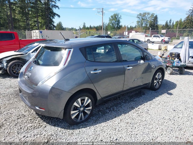 1N4AZ0CP7FC317533 Nissan LEAF SV