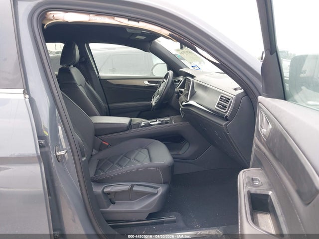 2024 Volkswagen Atlas Cross Sport 2.0t Se W/technology მანქანა იყიდება აუქციონზე, vin: 1V2WE2CA2RC251110, აუქციონის ნომერი: 44939316