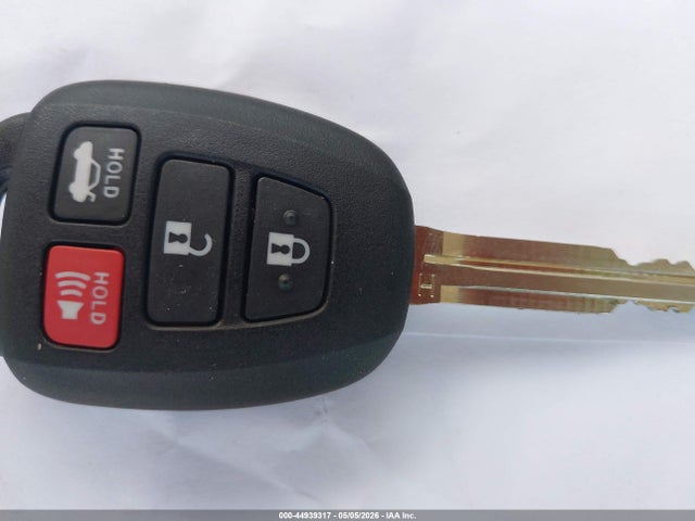 Toyota Rav4 Xle 2016 2T3WFREV4GW235170 Image 11