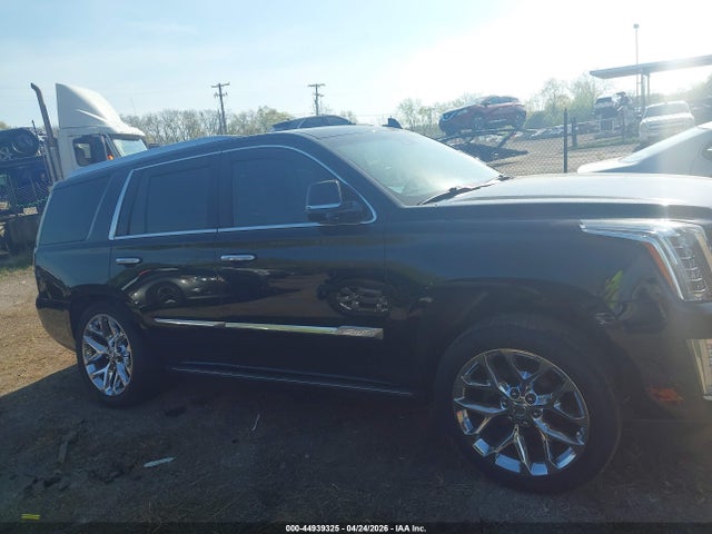Продажа на аукционе авто 2017 Cadillac Escalade Premium Luxury, vin: 1GYS3CKJ3HR209967, номер лота: 44939325