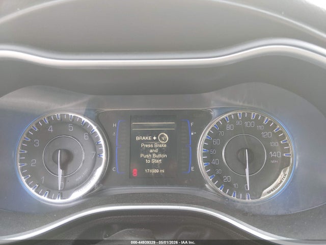 2017 Chrysler 200 Limited Platinum მანქანა იყიდება აუქციონზე, vin: 1C3CCCAG5HN504953, აუქციონის ნომერი: 44939329