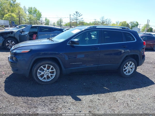44939337 :رقم المزاد ، 1C4PJMCB3FW533871 vin ، 2015 Jeep Cherokee Latitude مزاد بيع