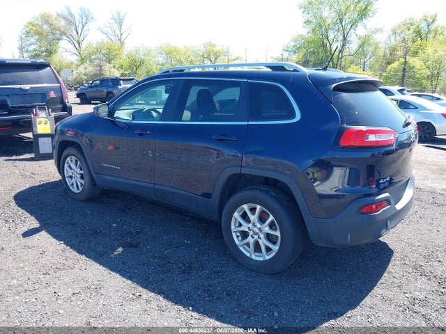 44939337 :رقم المزاد ، 1C4PJMCB3FW533871 vin ، 2015 Jeep Cherokee Latitude مزاد بيع